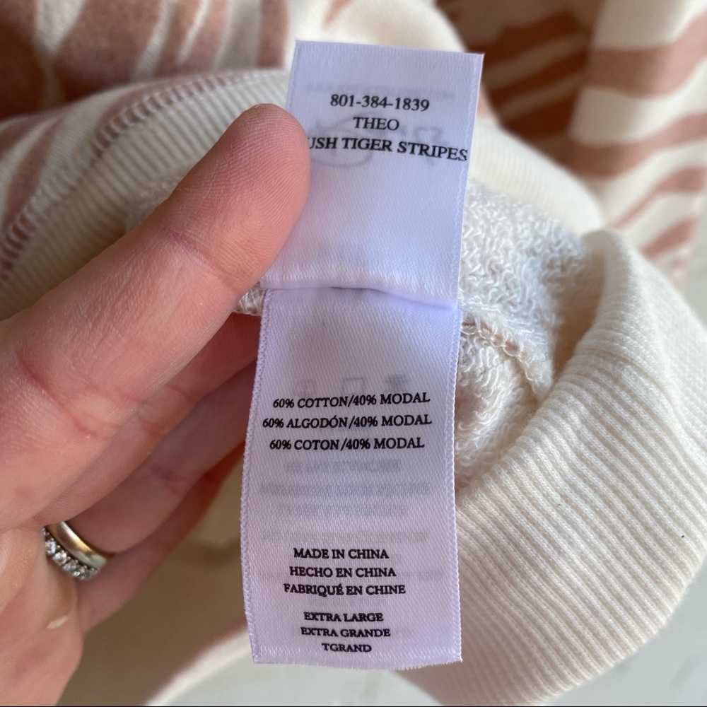 NWT Rails Theo Sweatshirt - Picture 7 of 7